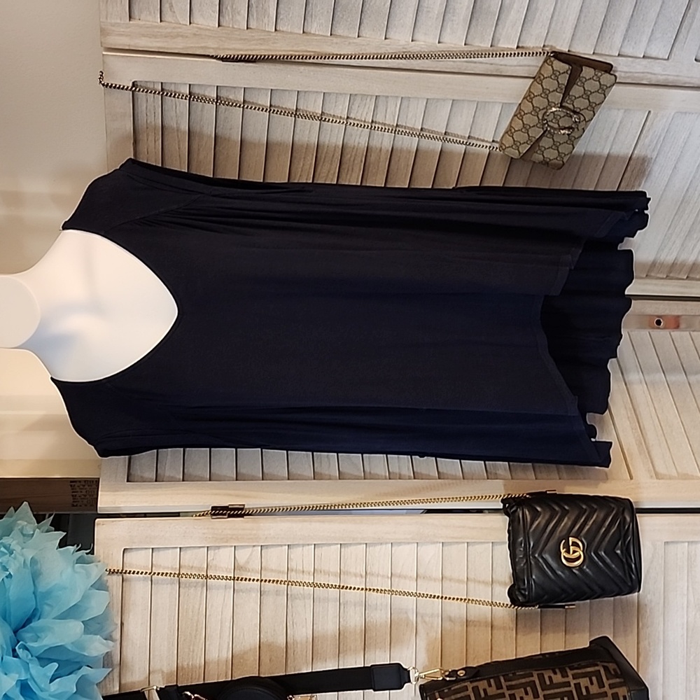 Ladies sleeveless blouse